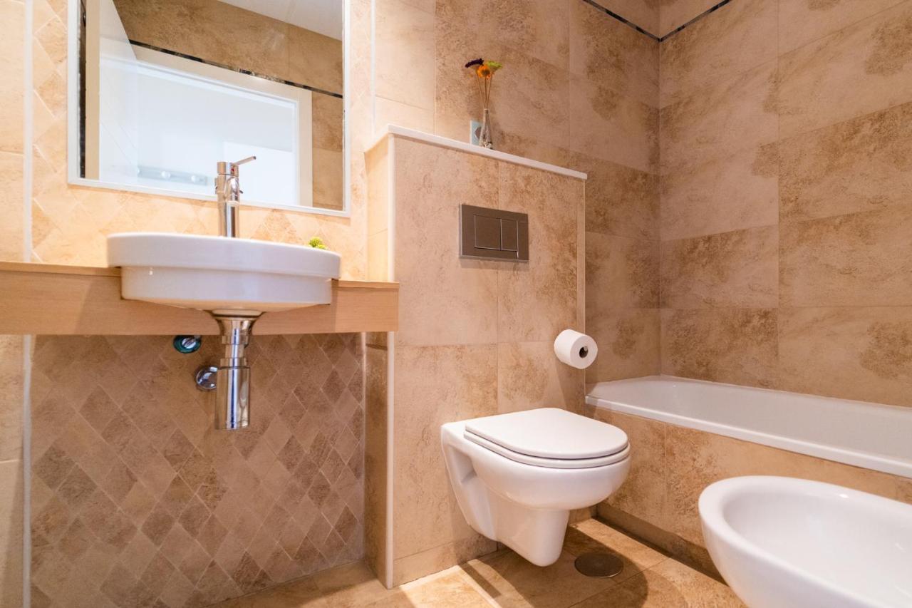 Primera Linea De Mar Con Piscina, Gimnasio Y Parking 2 Hab Y 2 Banos Villajoyosa Exterior foto